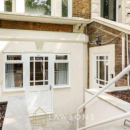 Stylish Living By Lawsons - 3 En Suites Виндзор Экстерьер фото