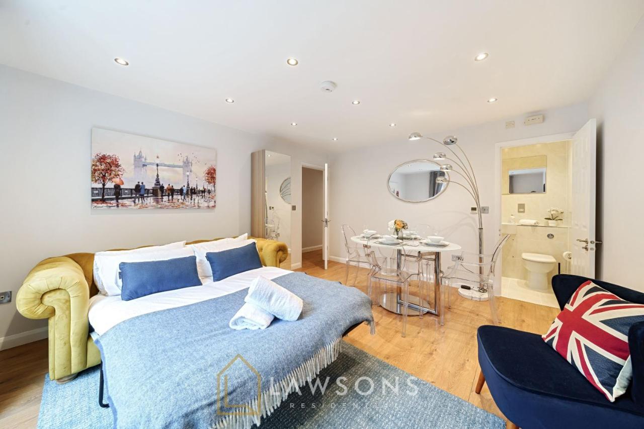 Stylish Living By Lawsons - 3 En Suites Виндзор Экстерьер фото